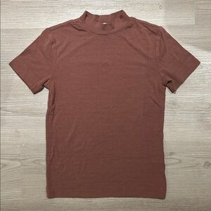 2 for 20$ 💕 Reitmans mock neck short sleeve sweater top